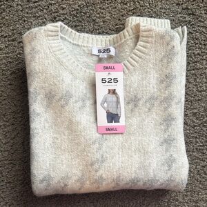 525 America Cream and Gray Sweater
